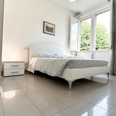 Regina 53 - Affitti Brevi Italia Daire